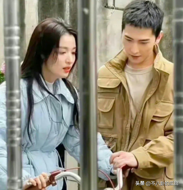 最新娱乐明星八卦，近十年娱乐圈都有哪些八卦（女星生子、顶流结婚、陪睡领导）