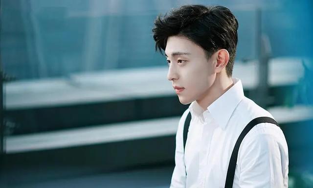 2022年李晨官宣范冰冰，2022年李晨官宣范冰冰了吗（难怪说世人皆笑王宝强）