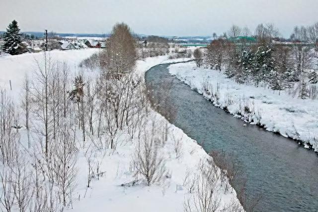 关于冰雪的诗句，有哪些描写冰雪的诗句（10首冬雪诗词）