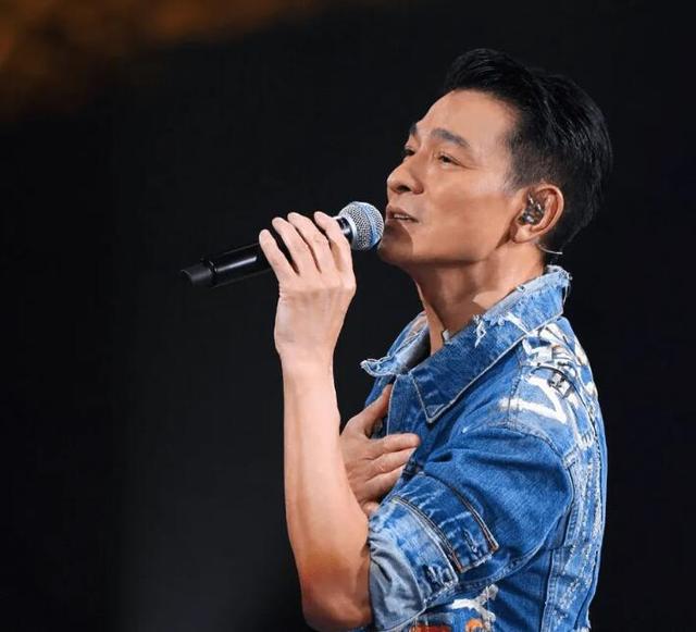 藏族歌曲大全100首，藏族歌曲（90年代十大金曲）