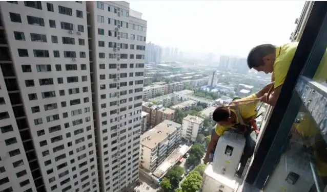 高空作业是指几米以上，高空作业是指几米以上（高空作业证需要什么条件报考）