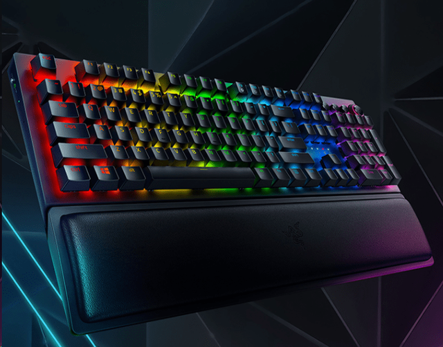 情人节送男友什么，情人节送男朋友什么礼物最好（情人节送什么礼物给男朋友最好）