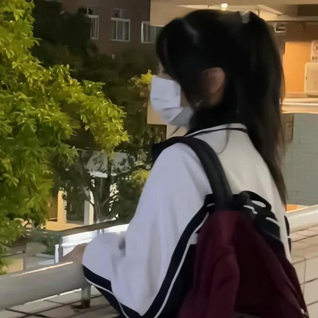 校园风，微信头像，校园风（ins简约校园风女头）