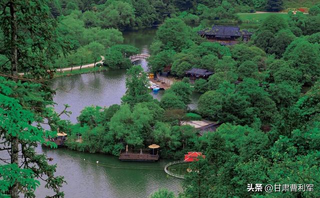 国内景点排行榜，国内景点排行榜前十名（中国15大最美风景）