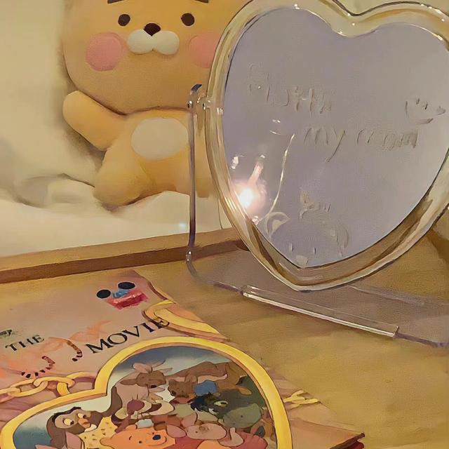 朋友圈图片，朋友圈图片折叠是怎么回事（分享一些治愈又个性的朋友圈背景图）