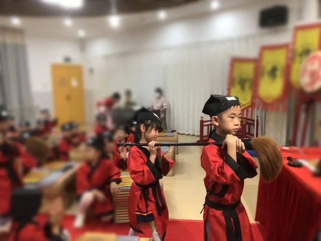 开笔礼祝愿孩子的话，开笔礼家长寄语（诺亚舟森林幼儿园大班开笔礼）