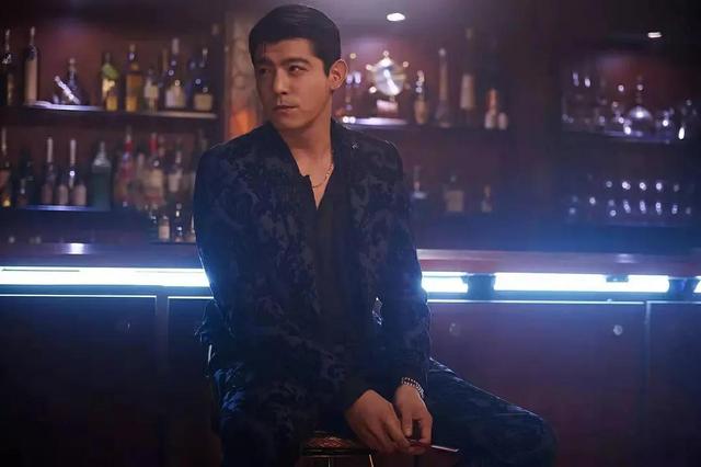 华灯初上是什么意思，华灯初上夜未央什么意思下一句是什么（两季深度分析，到底谁是凶手）