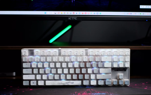 2022无线游戏键盘推荐，玩过上百把键盘后