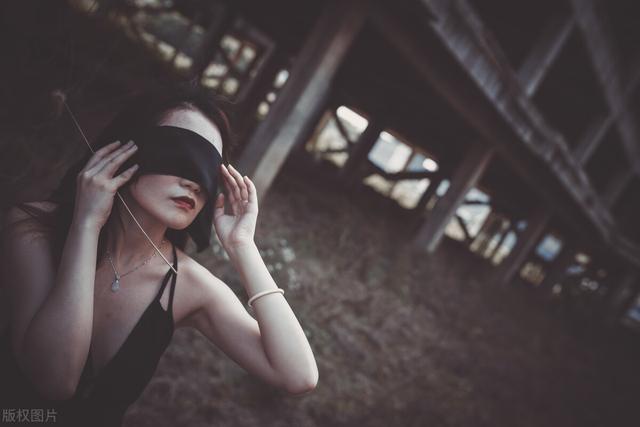 断点歌词，断点歌词王冕（25句催人泪下的歌词）