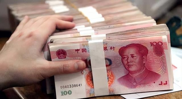 约定转存和自动转存有什么区别，自动转存和约定转存的区别（定期存款、约定转存、自动转存和自己取出来转存有什么不同）