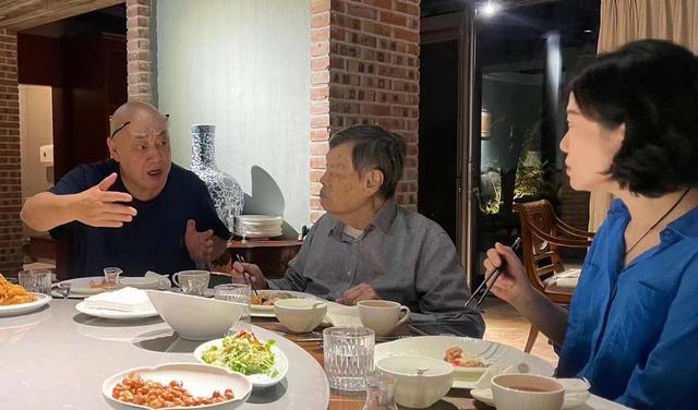 达令是什么意思，达令是什么意思含义（好友曝杨振宁再婚后得过三场重病）