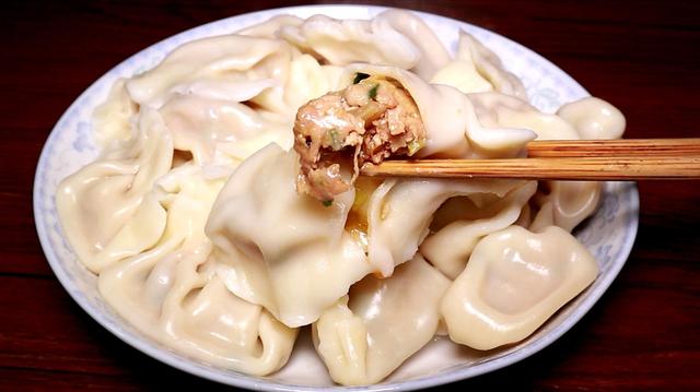 古人的婚礼在什么时间举行，古人的婚礼一般在什么时间举行（皇后当晚必须先吃“子孙饽饽”）