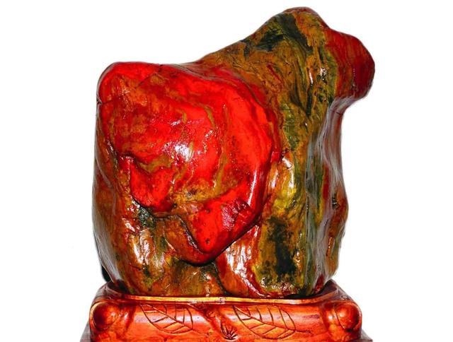 玉石的种类及特点，玉石的种类和特点（中国玉石大全<下>）