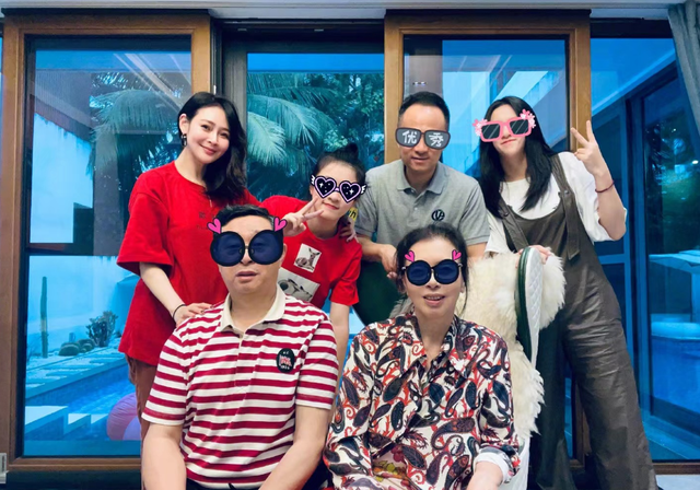 于明加个人资料简介，于明加个人资料家庭背景（演员于明加：入圈零绯闻）