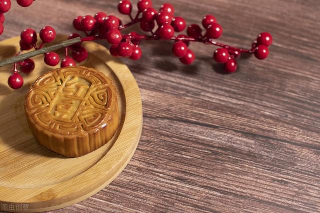 庆祝中秋节qq空间祝福留言，qq空间端午节祝福语（适合中秋发的走心文案）