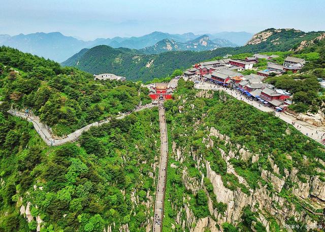 去泰山旅游要多少钱，泰山门票多少钱2022（泰山景区门票恢复原价115元；还有多少人去旅游）