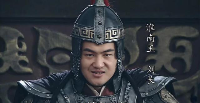 吕雉给刘邦戴了多少绿帽子，吕雉和武则天谁比较厉害（审食其和吕雉有奸情）