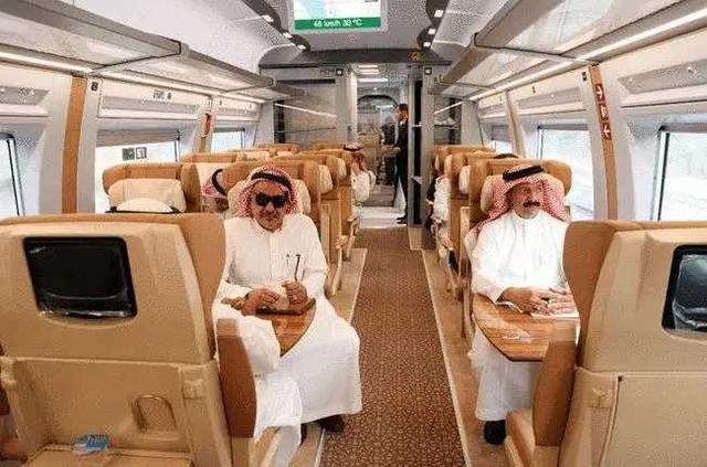 世界上最倒霉的人，世界上最倒霉的人是谁（67岁安倍晋三街头拉票演讲遇刺身亡）