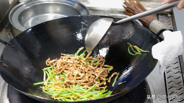 13-18岁青少年营养食谱，13-18岁青少年营养食谱书籍（抓住孩子长高“黄金期”）