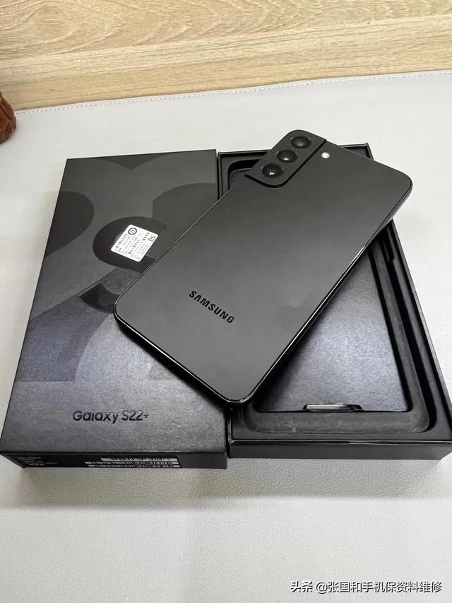 华为手机开不了机，华为手机突然黑屏开不了机了（可能是你的不规范操作引起的）