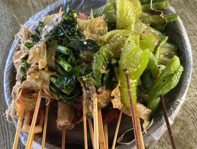 自制街边炸串的教程，街边炸串怎么做（炸串-湛江风味小吃分享）