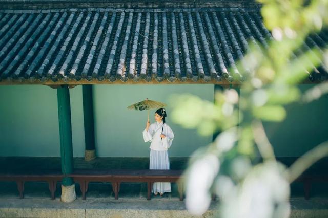 君子求诸己小人求诸人，君子求诸己小人求诸人什么意思（《论语》精华10句）