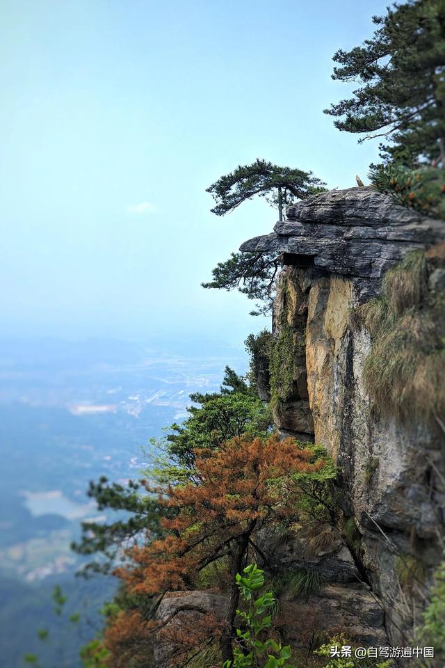 江西旅游景点大全，江西旅游必去景点一览表（江西最美的十大风景区）