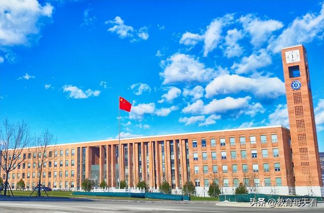 北京市大学排名2022最新排名，qs大学排名2022最新排名中国（2022首都北京投档线公布）