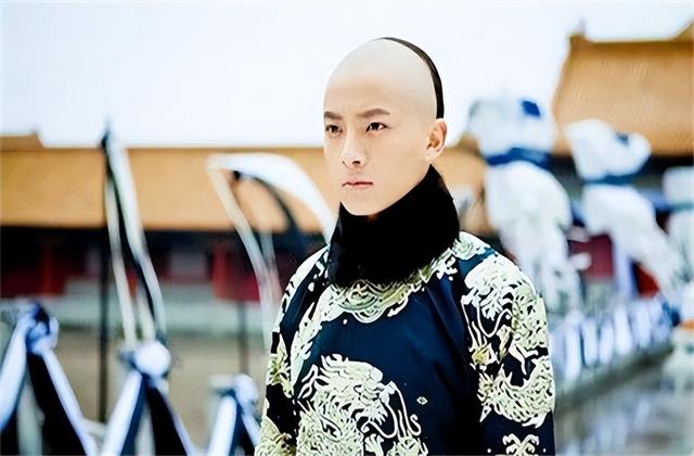 历史上乾隆时期的十二阿哥，乾隆朝十一阿哥（未参与夺嫡之争仍被雍正打压）