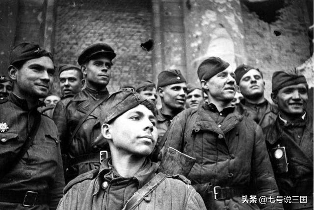 俄罗斯属于哪个洲的国家，俄罗斯属于哪个洲（面积超6万平方公里想加入俄罗斯）
