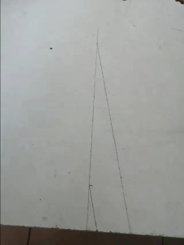 凳子有哪几种，凳子是什么样的（传统四脚八叉板凳角度确定）