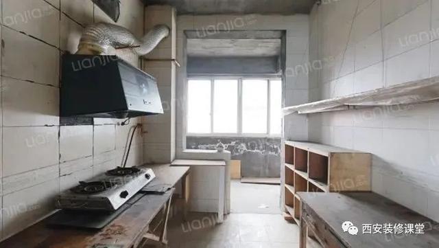 卫生间吊顶高度，卫生间吊顶高度的标准尺寸是多少（装修吊顶，大有讲究）