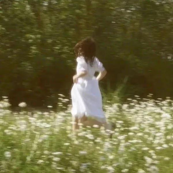 绿色小清新系列的qq女生头像  夏有森光暖无疑微信，绿色小清新系列的qq女生头像  夏有森光暖无疑（女生头像：夏日清新绿色系头像）