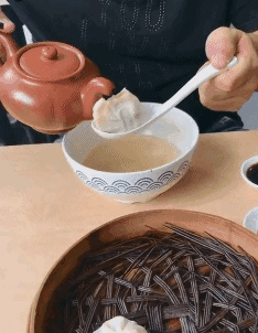简单实用牛肉干鉴别方法不用担心被无良商家欺骗，怎么鉴定牛肉干是真的（“在火车站旁边捡的牛肉干）