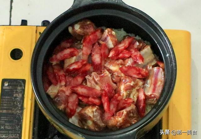 自热米饭怎么吃，如何吃自热米饭（简单几步就能上桌）