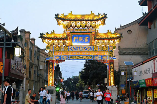 西安有什么好玩的地方，西安有什么好玩的好吃的地方（这20个免费景点你绝不能错过）