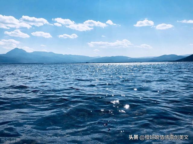 看海的心情短语，关于看大海的心情短语（换个心情，去看海）