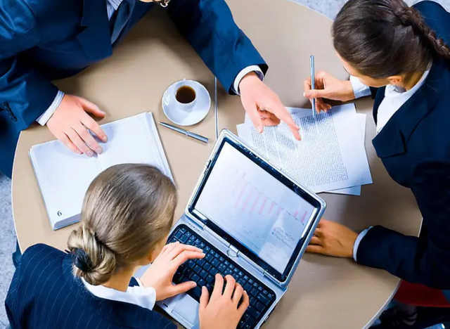 注册公司一般要刻那几个章，都有什么作用（注册一家公司，需要注意些什么）