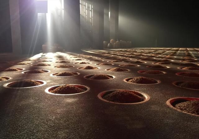 酱香型白酒有哪些，性价比高的酱香型白酒有哪些（喝过这5种就算是行家了）