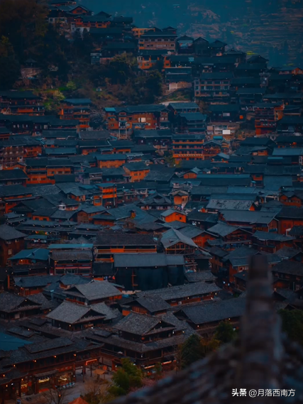 贵州千户苗寨旅游攻略，贵州旅游西江千户苗寨游玩攻略（想去西江千户苗寨）