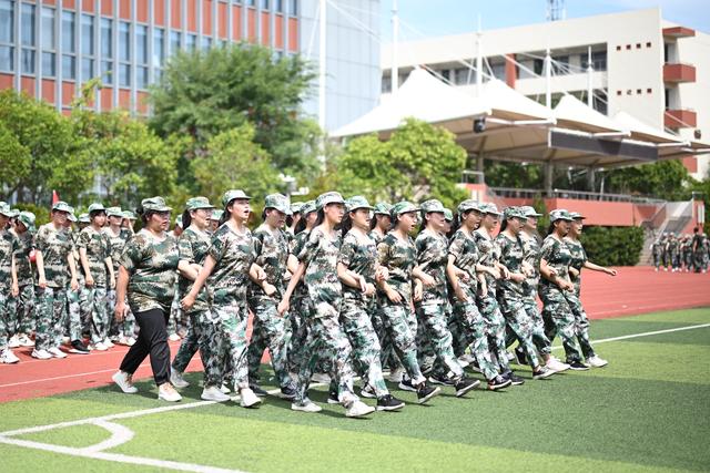 淮安市清浦中学，2020淮安市清浦中学高考喜报成绩、本科一本上线人数情况（清江浦区：无迷彩，不青春）