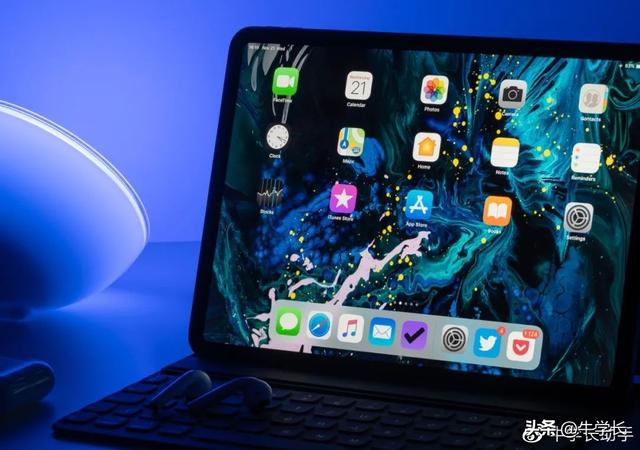 平板充不进电是什么原因，苹果平板充不进电怎么回事（ipad充不进去电一定是电池坏了）