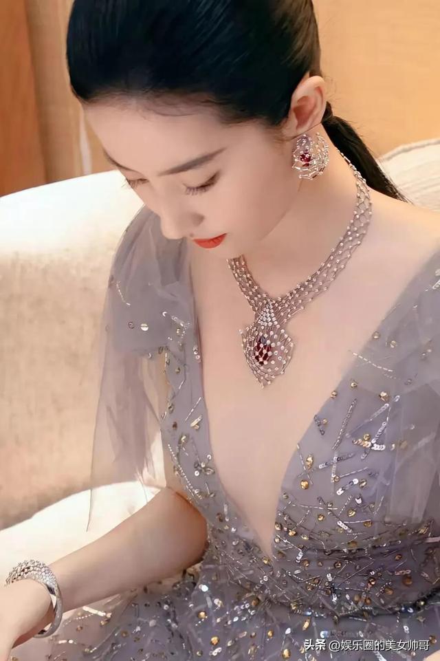 刘亦菲最新唯美图片，刘亦菲最新唯美图片壁纸（刘亦菲的8张美照）