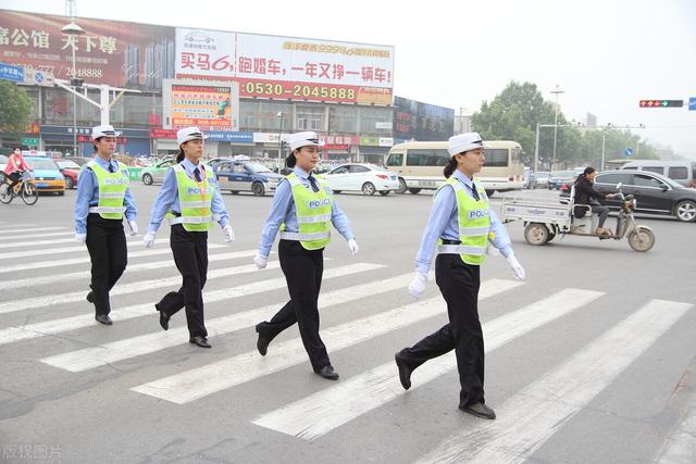 专科警校出来干什么，专科警校出来可以当警察吗（变成体制内人员的概率大吗）