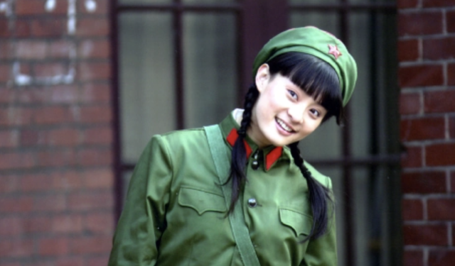 新上海滩方艳芸最后咋了，上海滩中的方艳芸（10位“大变脸”的内娱女神）