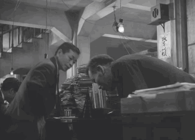 韩国电影活着结局，韩国活着电影的结局是什么（胃癌死前还要继续打工）