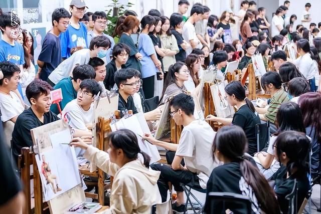 羊简笔画 手把手教你画出超可爱卡通绵羊，羊简笔画（全网都在“羊了个羊”）