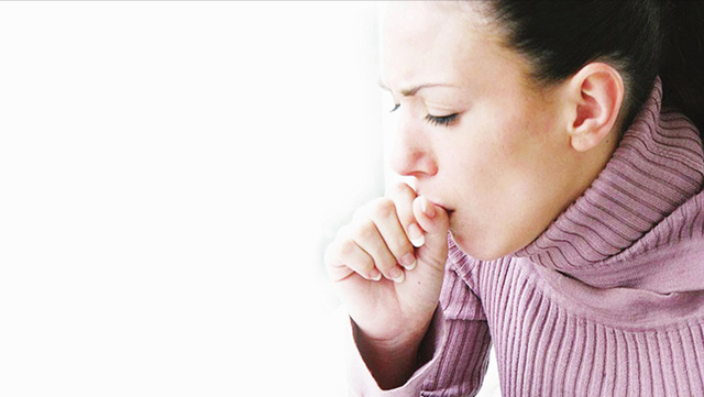 经常感觉胸闷气短是怎么回事，时常感到胸闷气短是怎么回事（或是肺功能下降导致的）