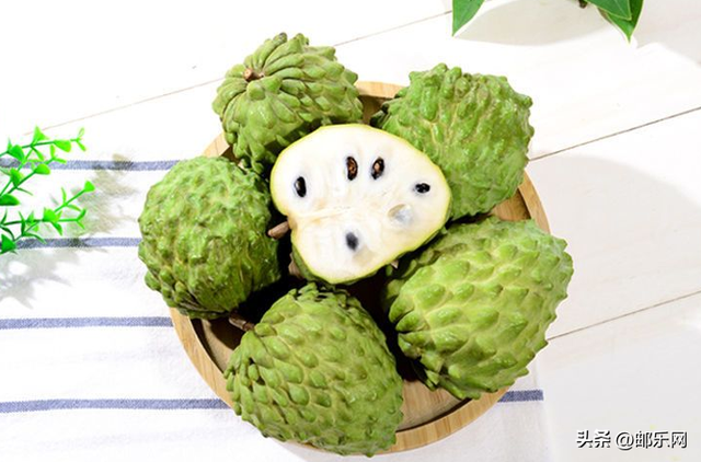 凤梨释迦果怎么吃，冰淇淋口感