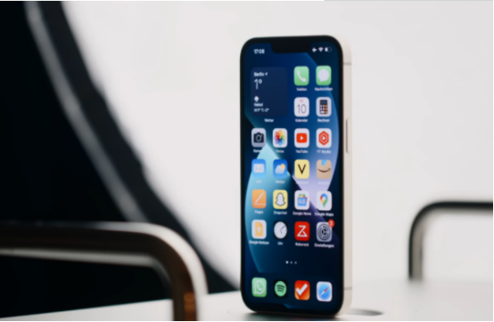 手机屏幕发黄是怎么回事，手机屏幕发黄颜色不正怎么办（手机寿命虽然没有固定年限）